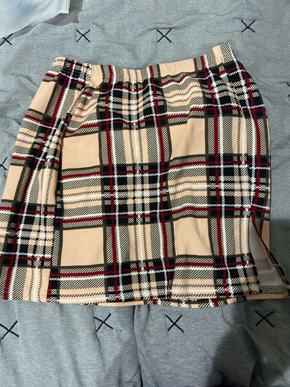SHEIN Beige Plaid Mini Skirt with Black & Red Accents